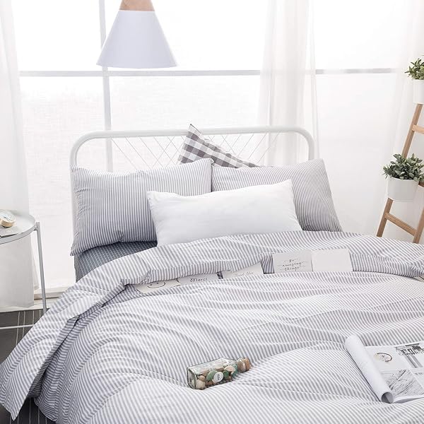 Wake In Cloud Ticking Stripe Comforter Set