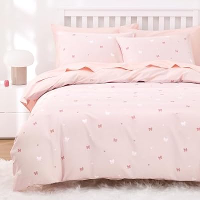 Bow and Heart Comforter Set