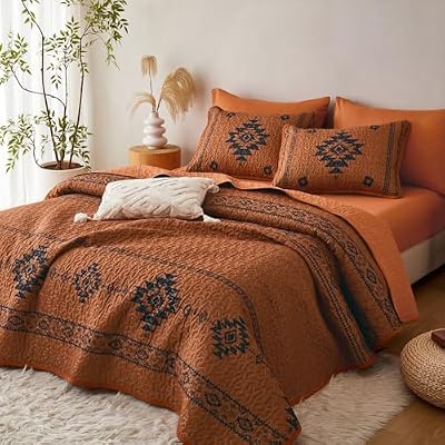 Burnt Orange Southwestern Quilt Set - view 3