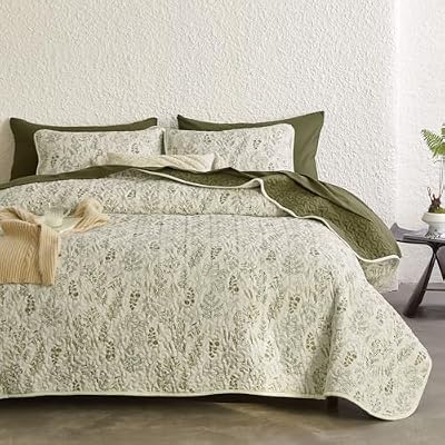 Coquette Botanical Quilt Set - view 2