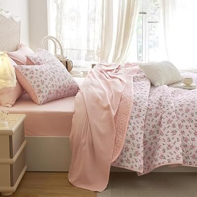 Coquette Rose Quilt Set - view 4