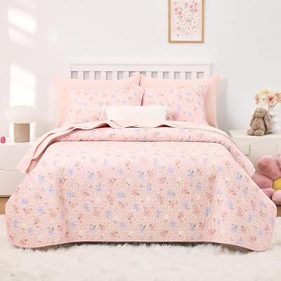 Ditsy Wildflower Quilt Set - view 3