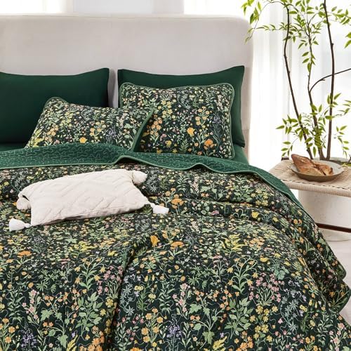 Wake In Cloud Green Wildflower Quilt Set
