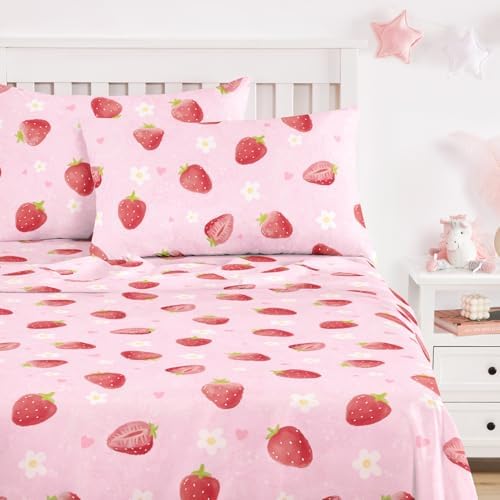 Wake In Cloud Kawaii Strawberry Sheet Set