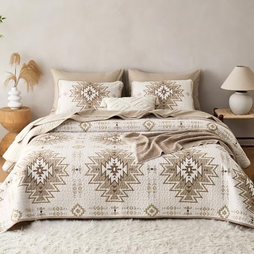 Wake In Cloud Oversized Aztec Geometric Quilt Set