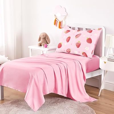 Strawberry Heart Toddler Bedding Set - view 4