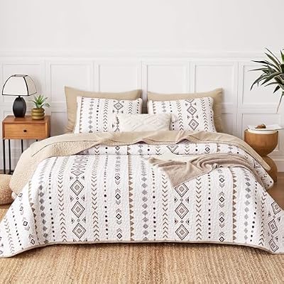 Taupe Western Aztec Quilt Set - view 2