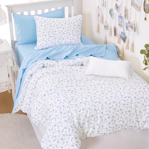 Wake In Cloud Tiny Blue Flower Comforter Set